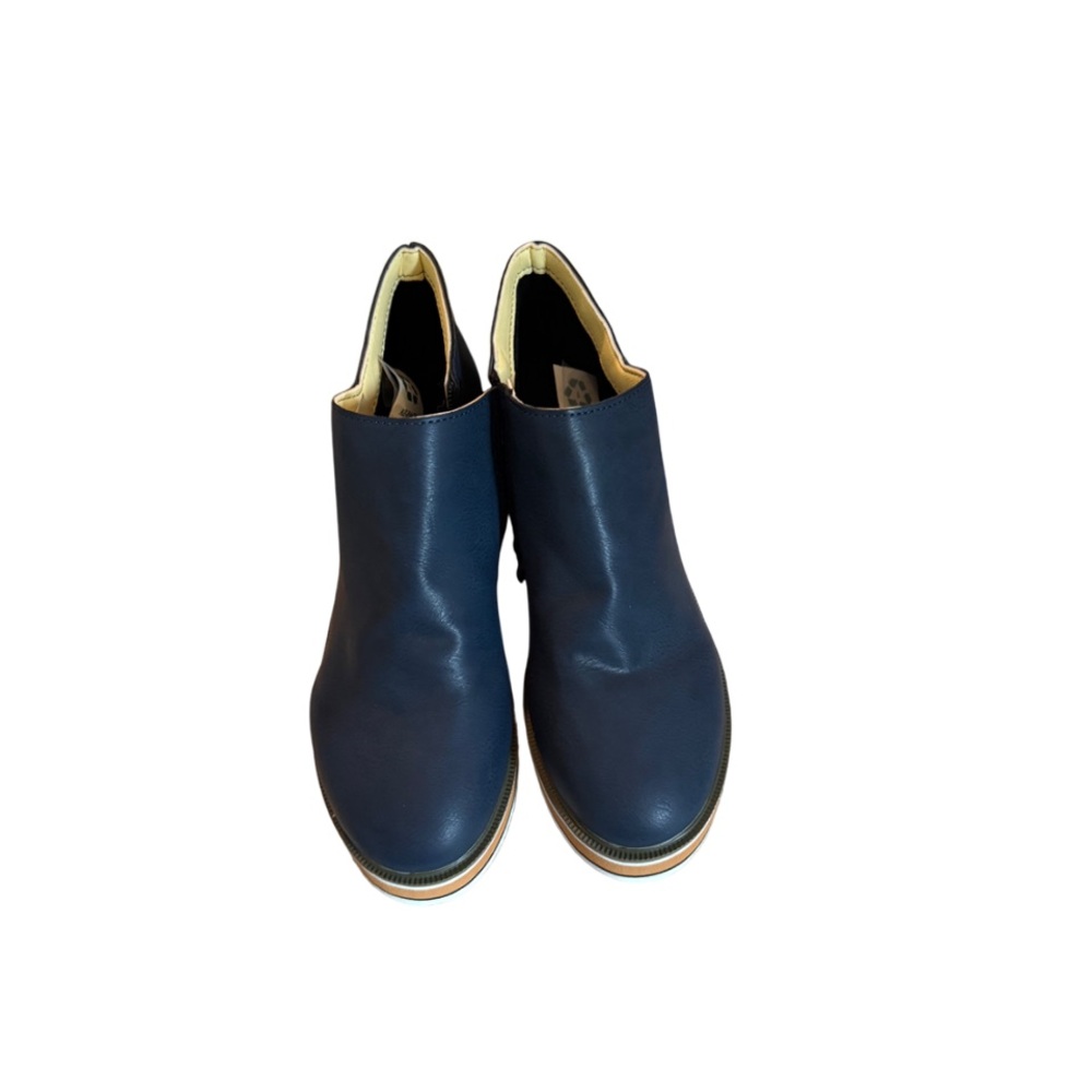 NWOT Navy Blue Women's Ankle Boots